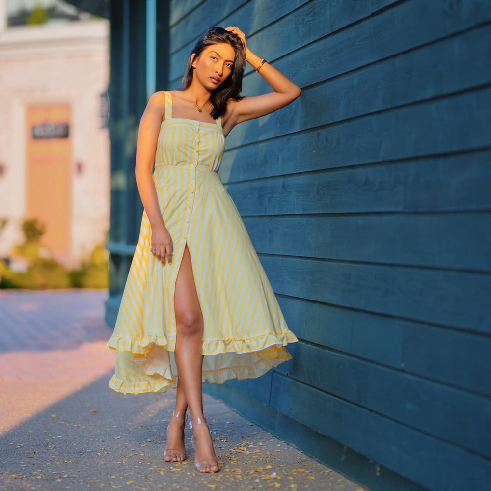 Elegant dress 
Vacation dress 
Spring dress
